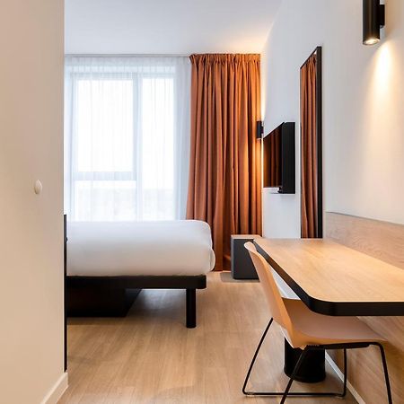 B&B Hotel Мехелен Екстериор снимка