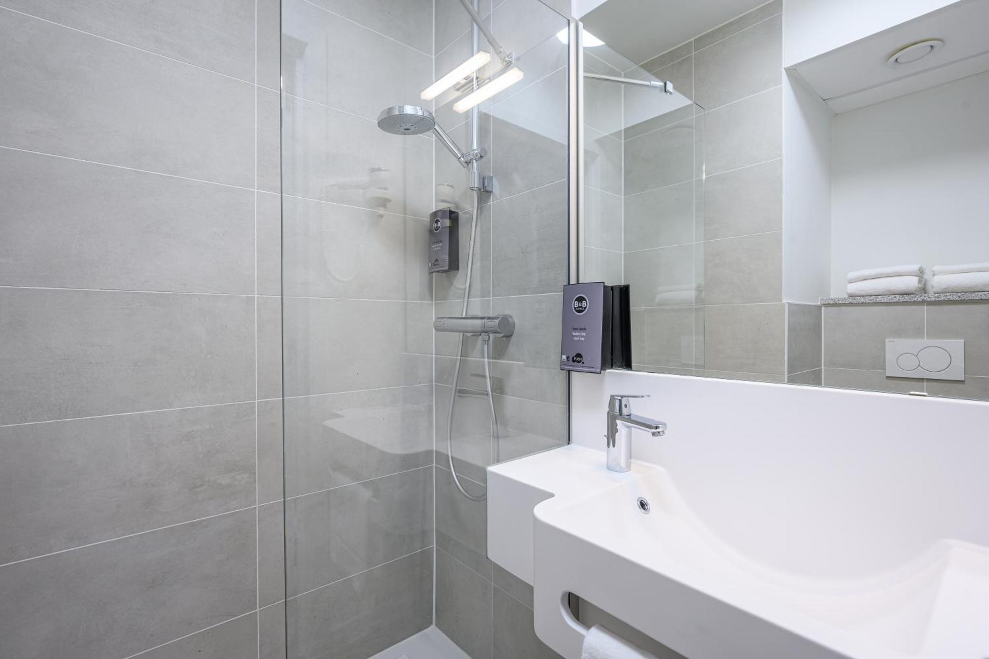 B&B Hotel Мехелен Екстериор снимка